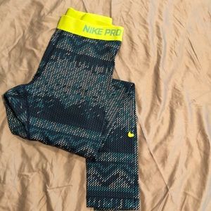 Nike pro leggings